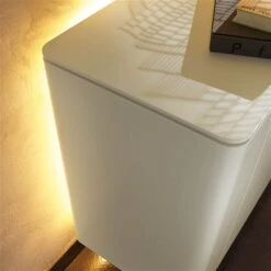 Hülsta Gentis Wohn-Kombi 7 - Akzent Naturstamm Inkl. LED-Beleuchtung Vitrine -Baby Online Shop beleuchtung detail 1