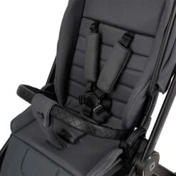 Moon Resea Plus Kinderwagen Anthrazit/black Matt Zubehör Bundle 31 Moon Resea Plus Kinderwagen Anthrazit/black Matt Zubehör Bundle -Baby Online Shop k24 reseaplus 64940530 sportsitzgurtsystem anthrazit 644 1