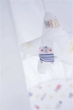 Mionido Stubenwagen Maxi Weiß Pyjamabär Gelb Mit Garnierung, Matratze Und Matratzenbezug -Baby Online Shop mmm0797